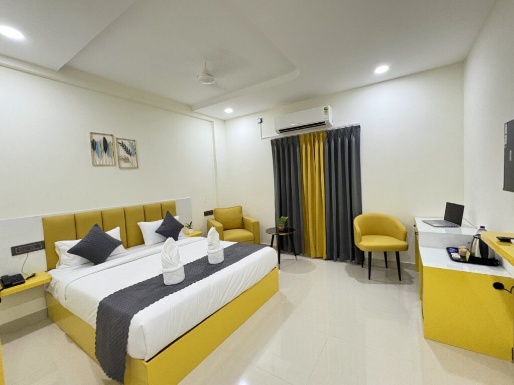 DLF Cyber City (1)